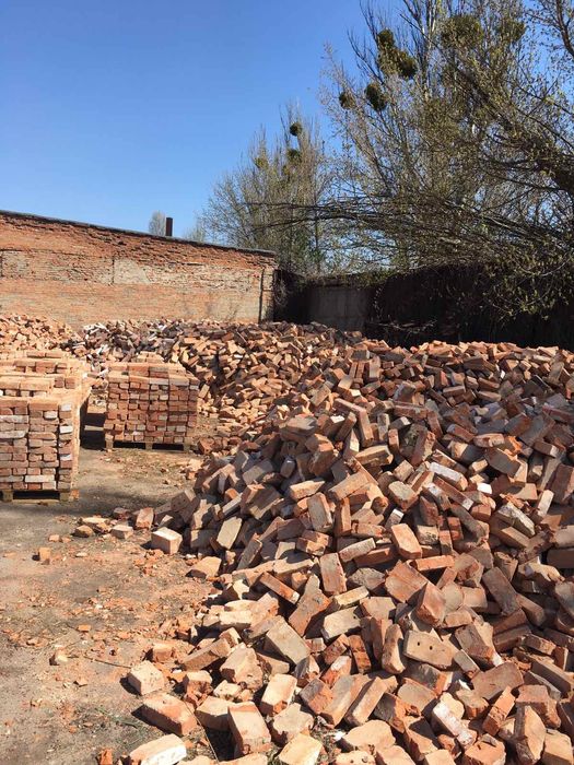 Кирпич новый и бу.