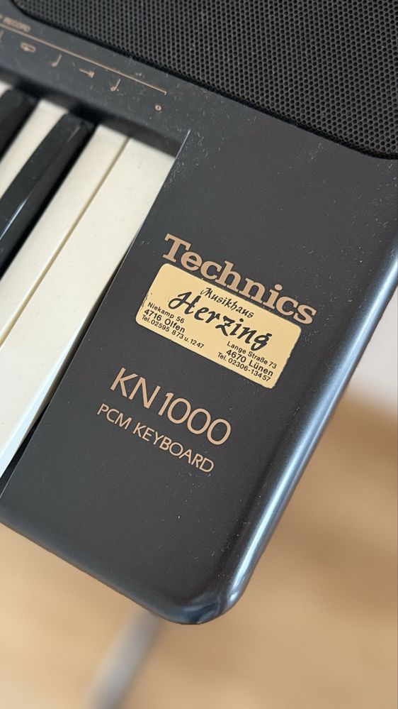 Organy keybord Technics KN1000