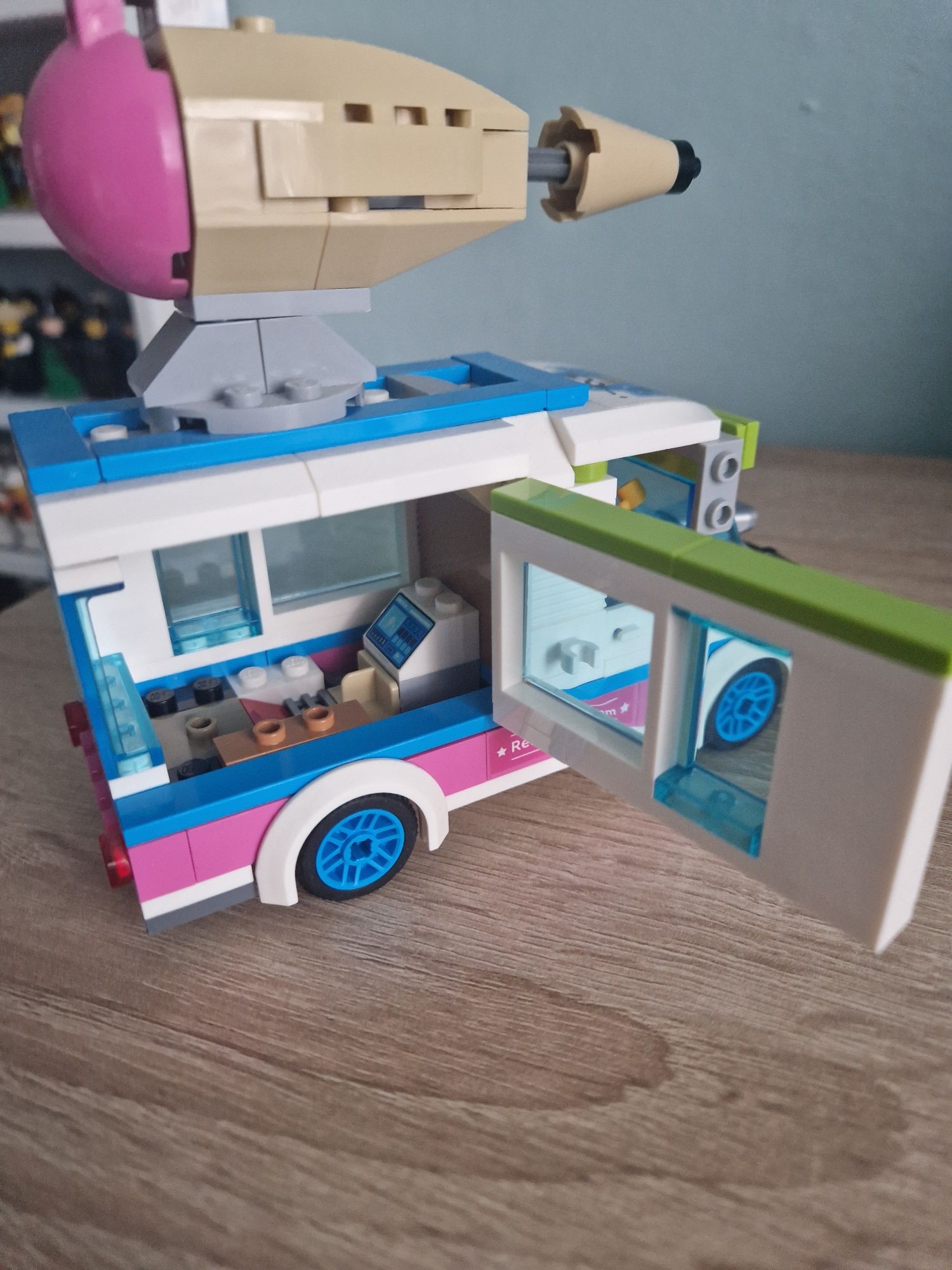 Auto Lodziarnia Lego