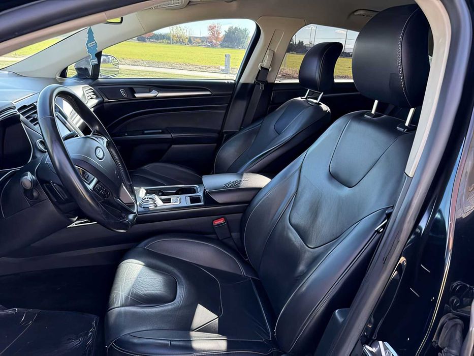 Ford Fusion      2017