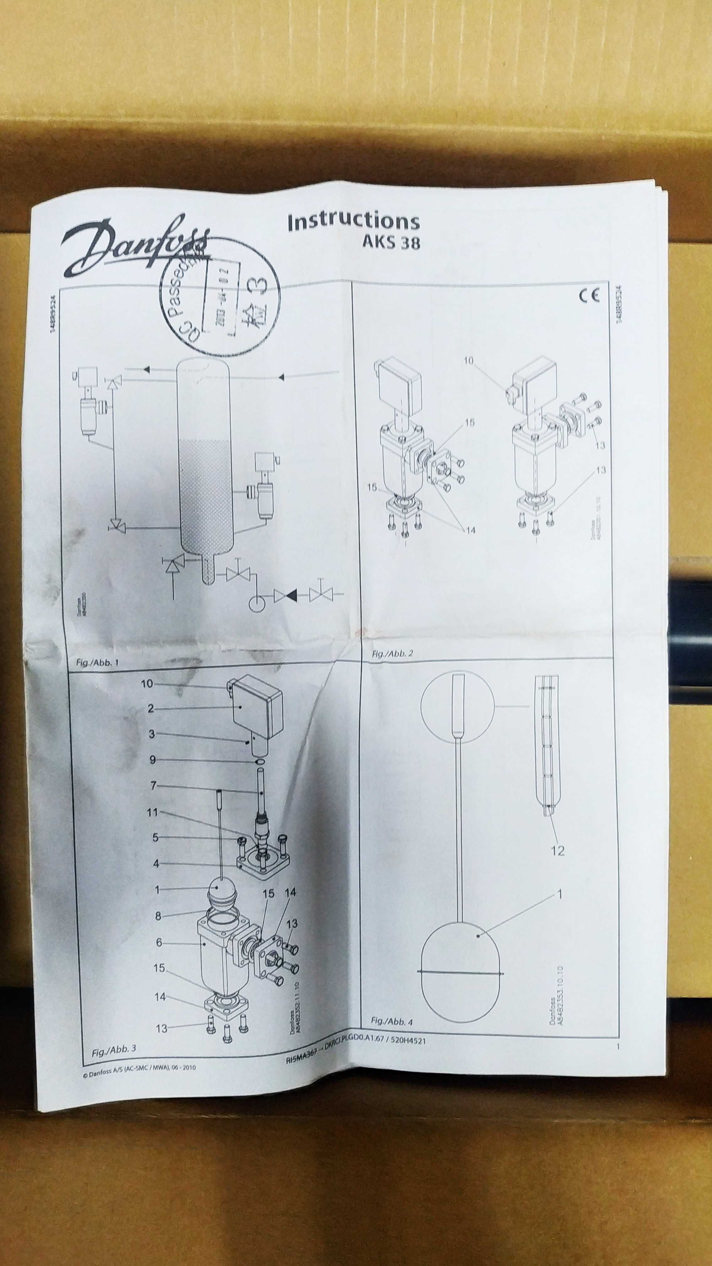 Электромеханическое реле AKS 38 D для контроля уровня жидкости Danfoss