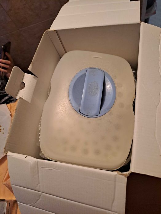 Esterelizador de biberons usado