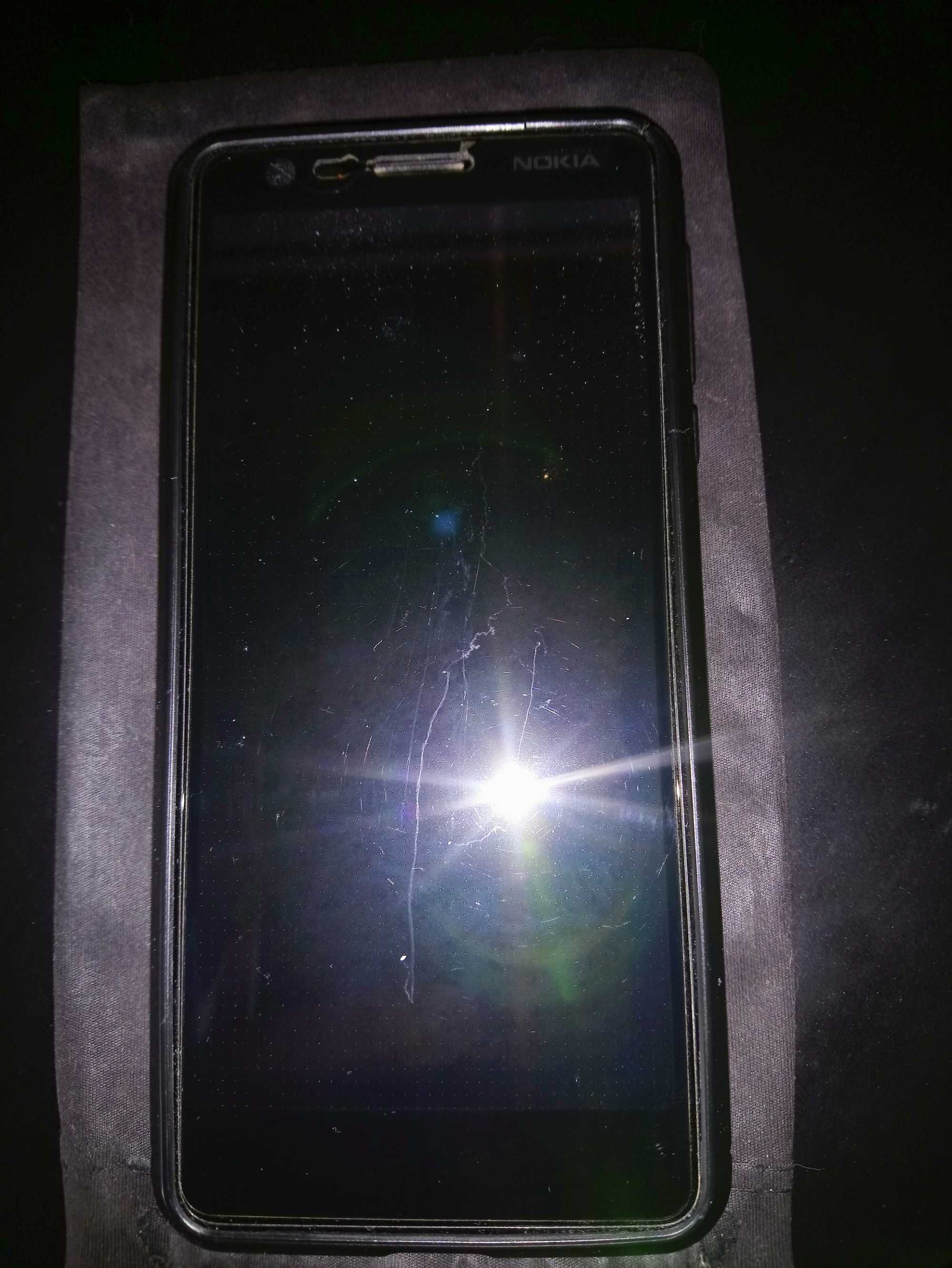 Продам смартфон Nokia 3.1 під ремонт, разборку, на запчастини.