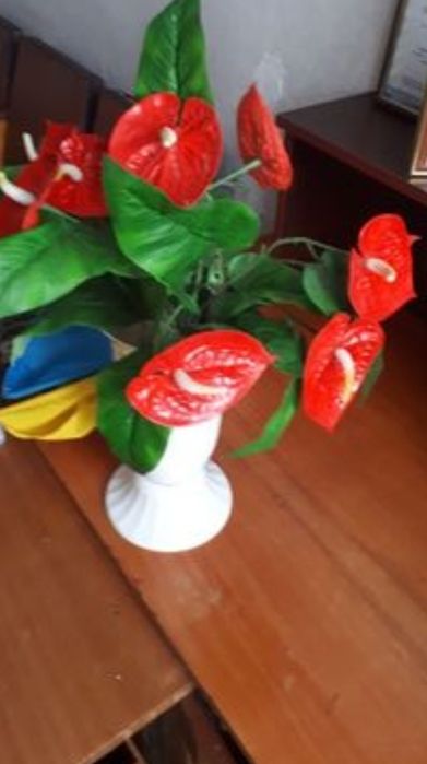 Чаша с цветком. Подвазонник с цветком. 200грн