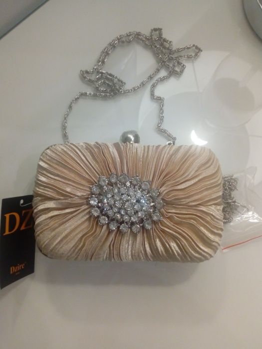 Elegancka torebka do sukienki, puzderko, kopertówka