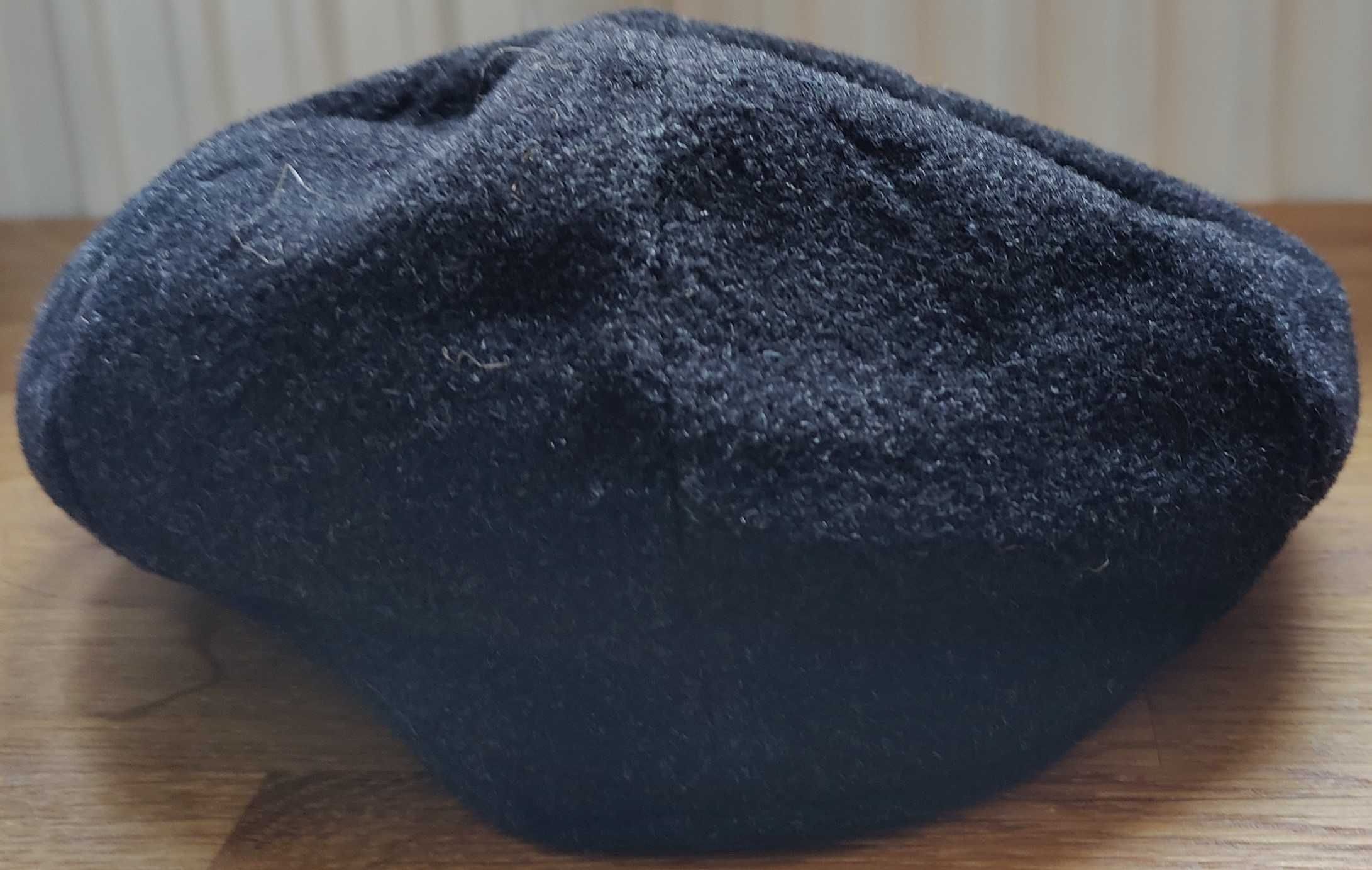 Elegancka zimowa czapka męska typu kaszkiet, obwód 58 cm