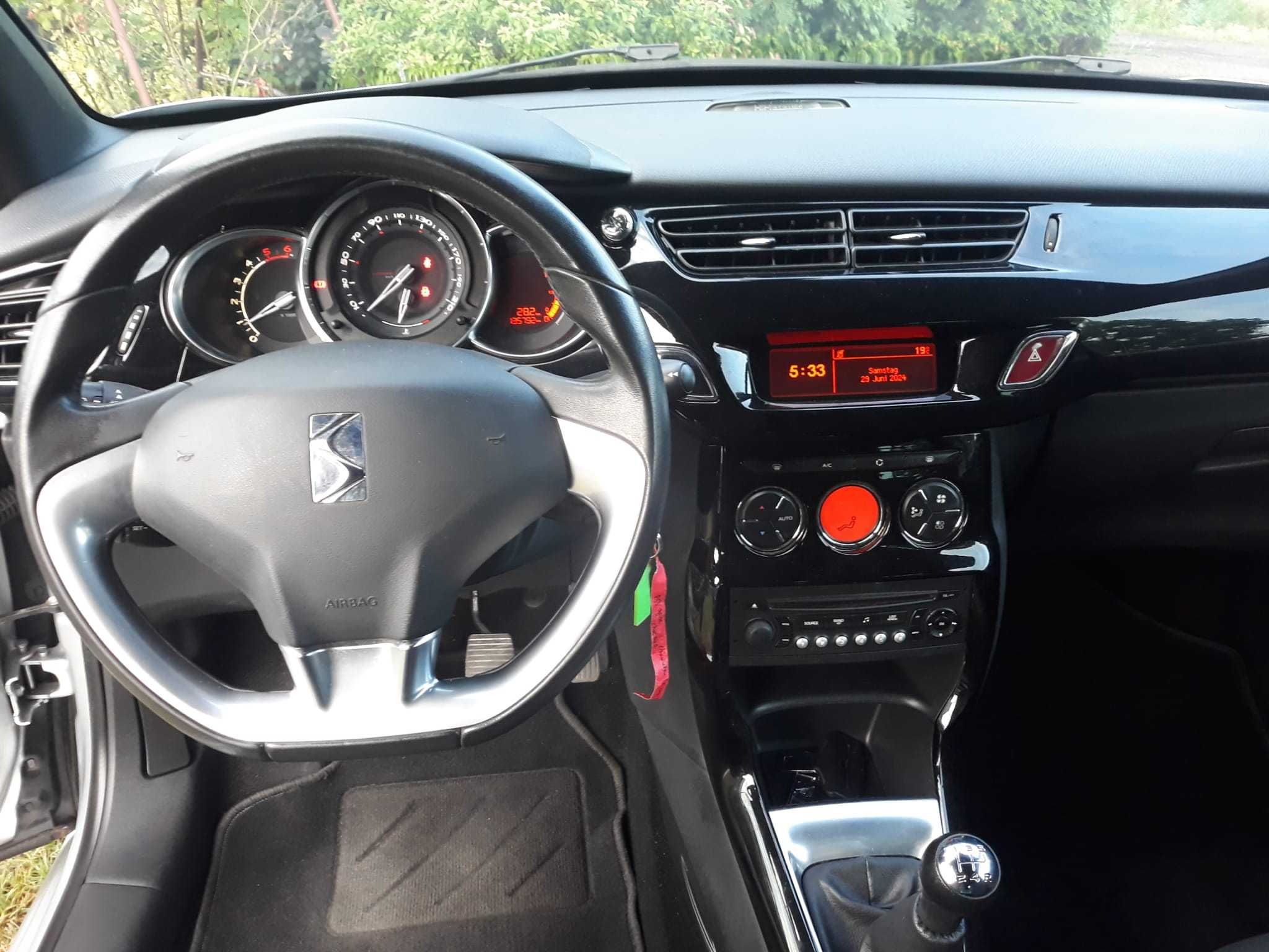 Citroen DS3/mały przebieg/ stan idealny