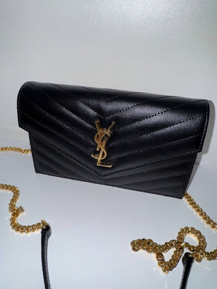 Saint Laurent Cassandre конверт