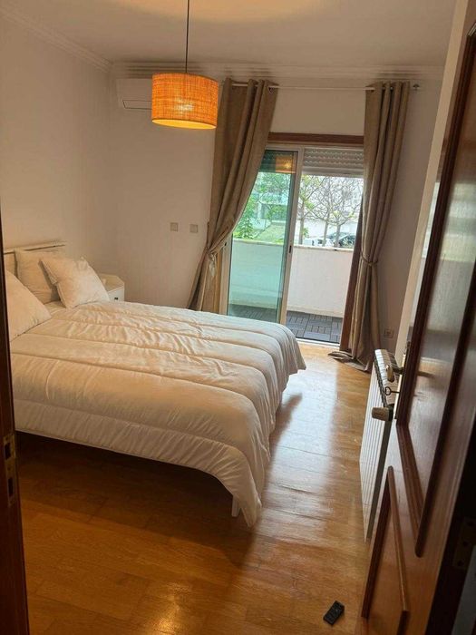 Quarto num apartamento  Cascais