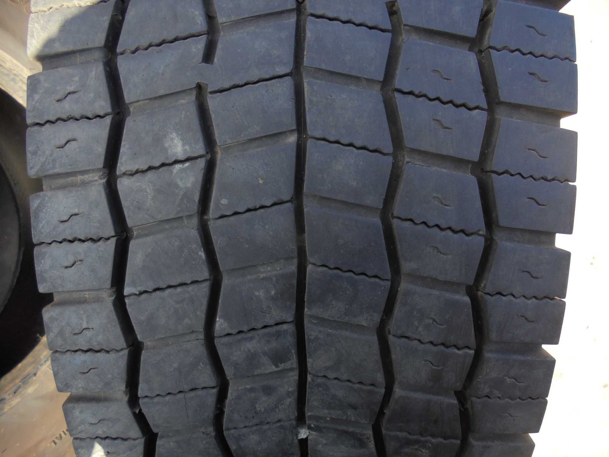 Opona 315/70R22.5 Hankook DH31 (700 netto)