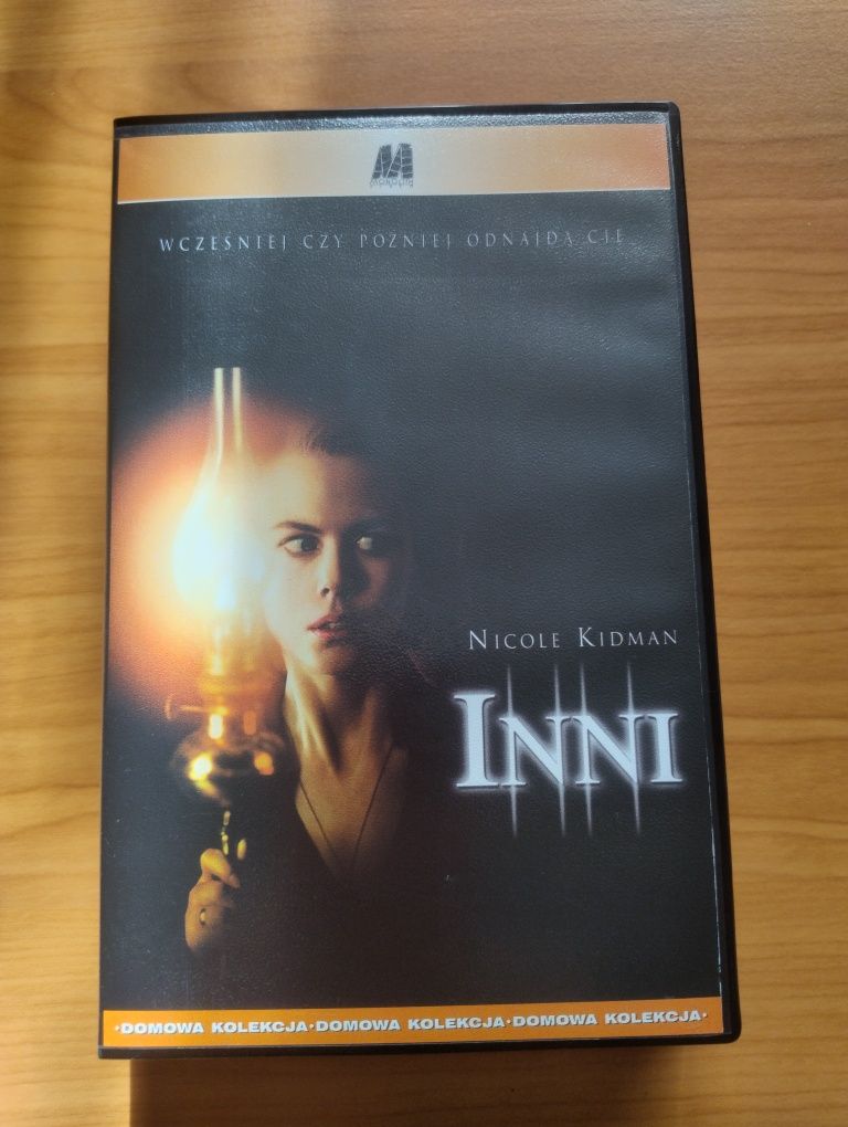 Inni film na kasecie VHS