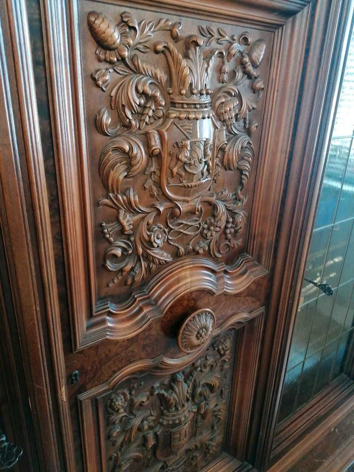 Antyczna Biblioteka Neorenesansowa z Drewna Orzechowego  Lwie Łapy