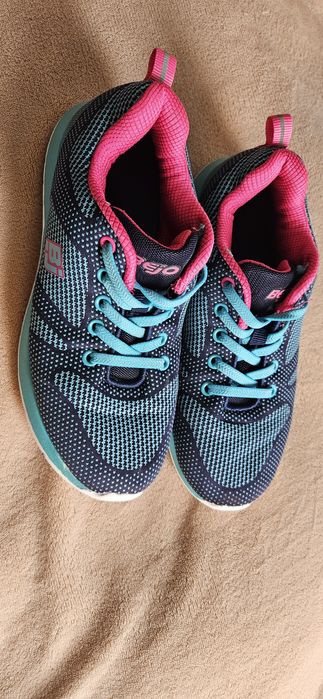 Buty sportowe na wf 34 dziewczęce adidasy bejo