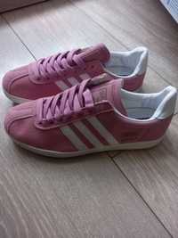 Жiночi кроciвки Adidas Gazelle