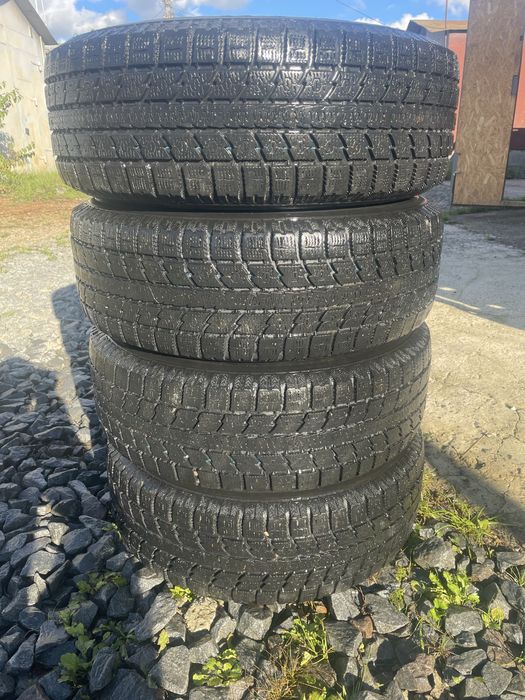 Диски із резиною 235 65 17 TOYO nissan rogue