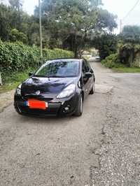 Carro Renault Clio