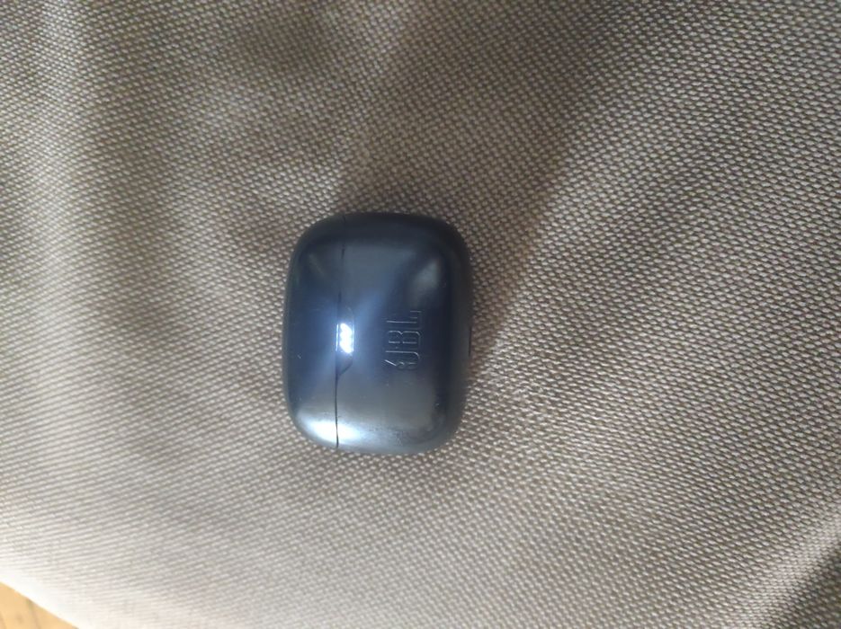 JBL  tune  230 наушники кейс