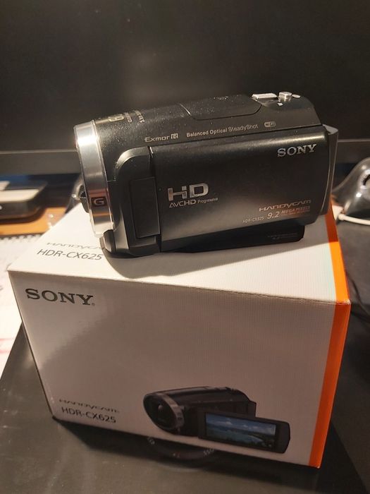 Kamera cyfrowa SONY HDR CX625 Z GWARANCJĄ.