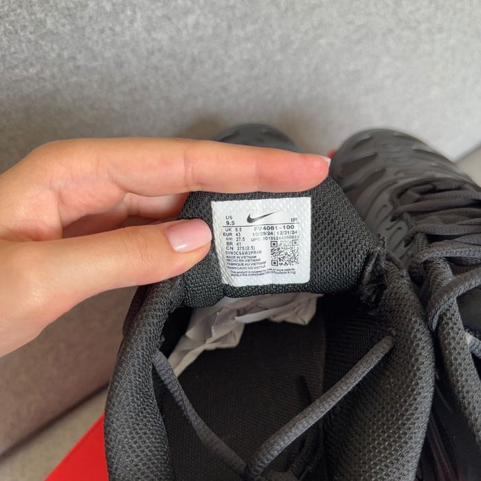 Nike Air Max Plus Drift "Triple Black"