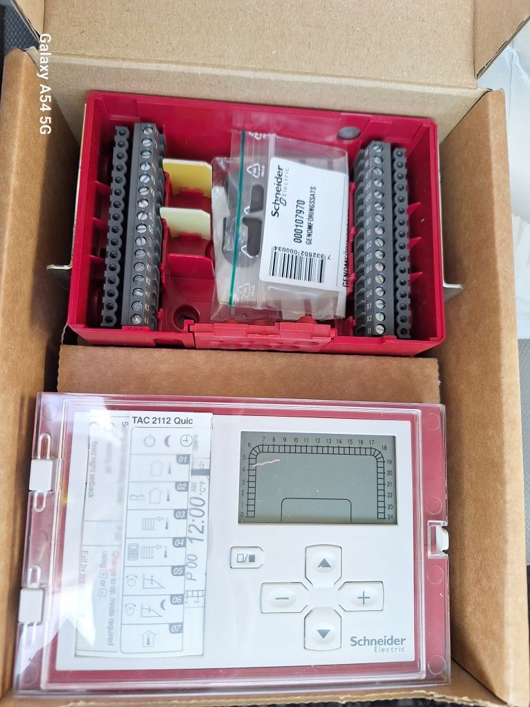 Sterownik regulator  TAC 2112