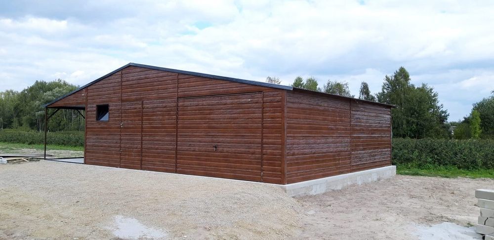 Garaż z wiatą drewnopodobny 11x7 m