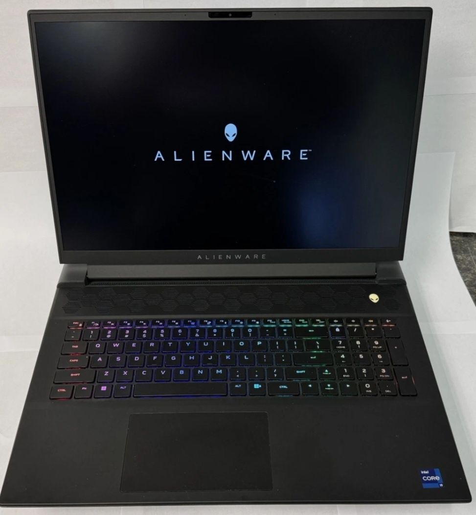 Alienware M18 R1 Intel i9 13ª Geração 64GB Memória 1TB SSD RTX 4080