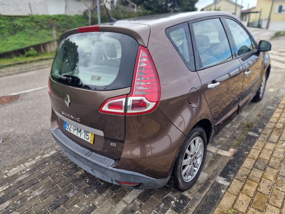 Renault Scenic 2011