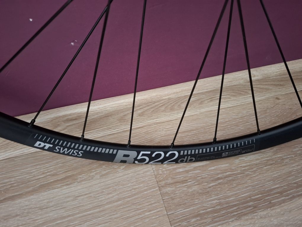 Nowe koło 28 29 dt swiss novatec gravel szosa tył maszynowe łożyska