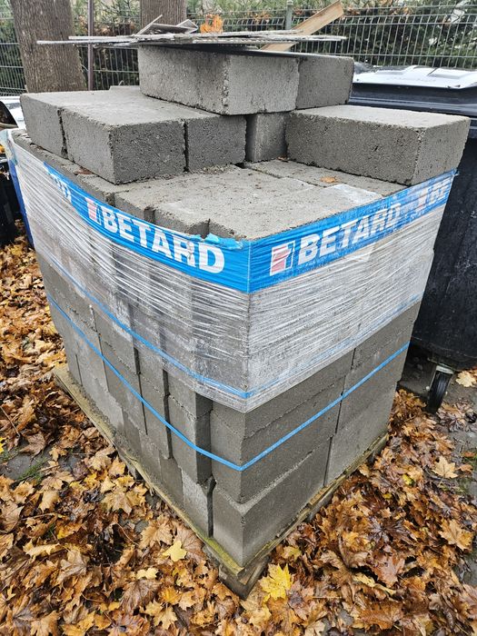 Bloczki fundamentowe 24x38x12cm Betard