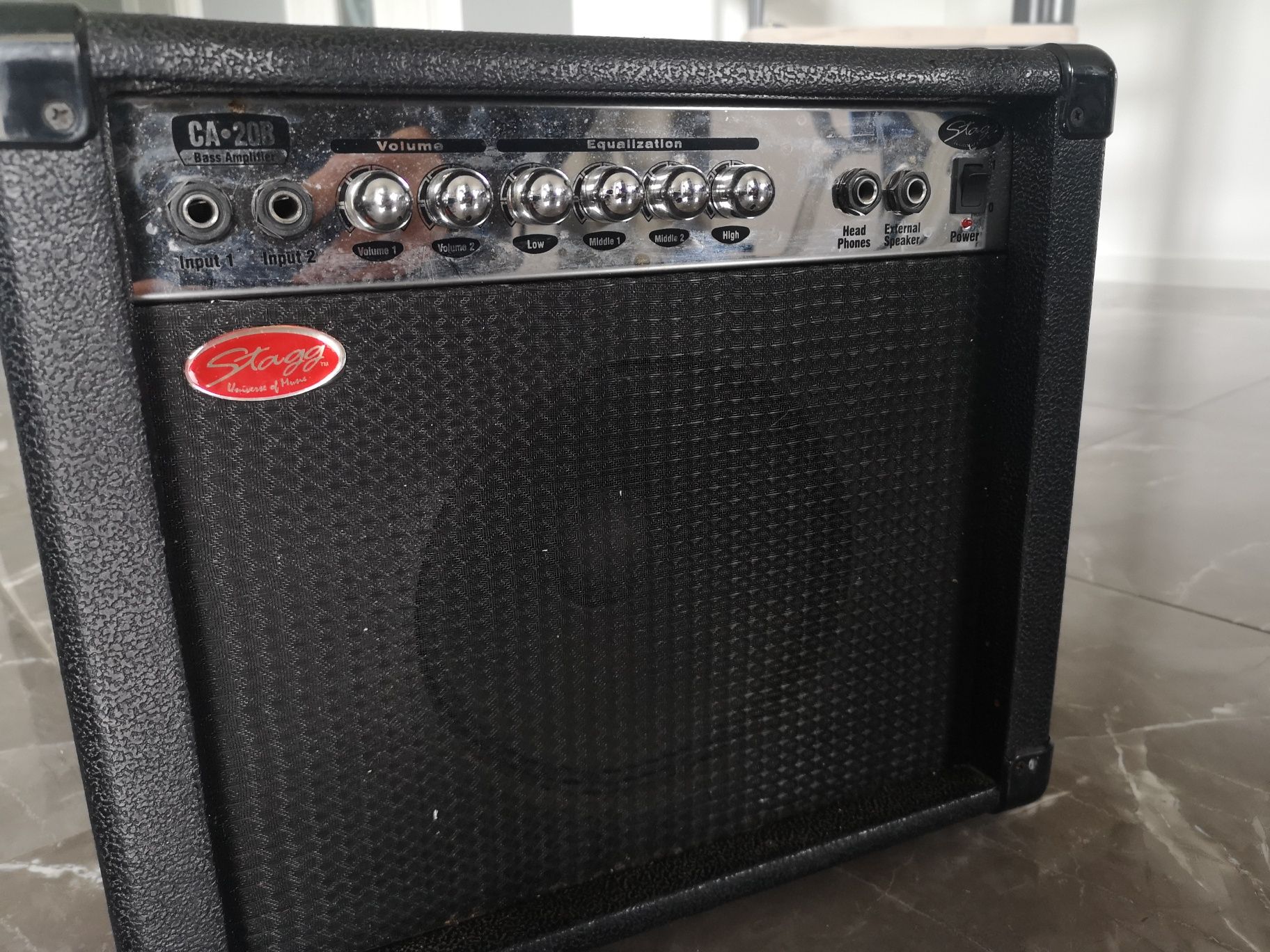 Wzmacniacz basowy Stagg 40W