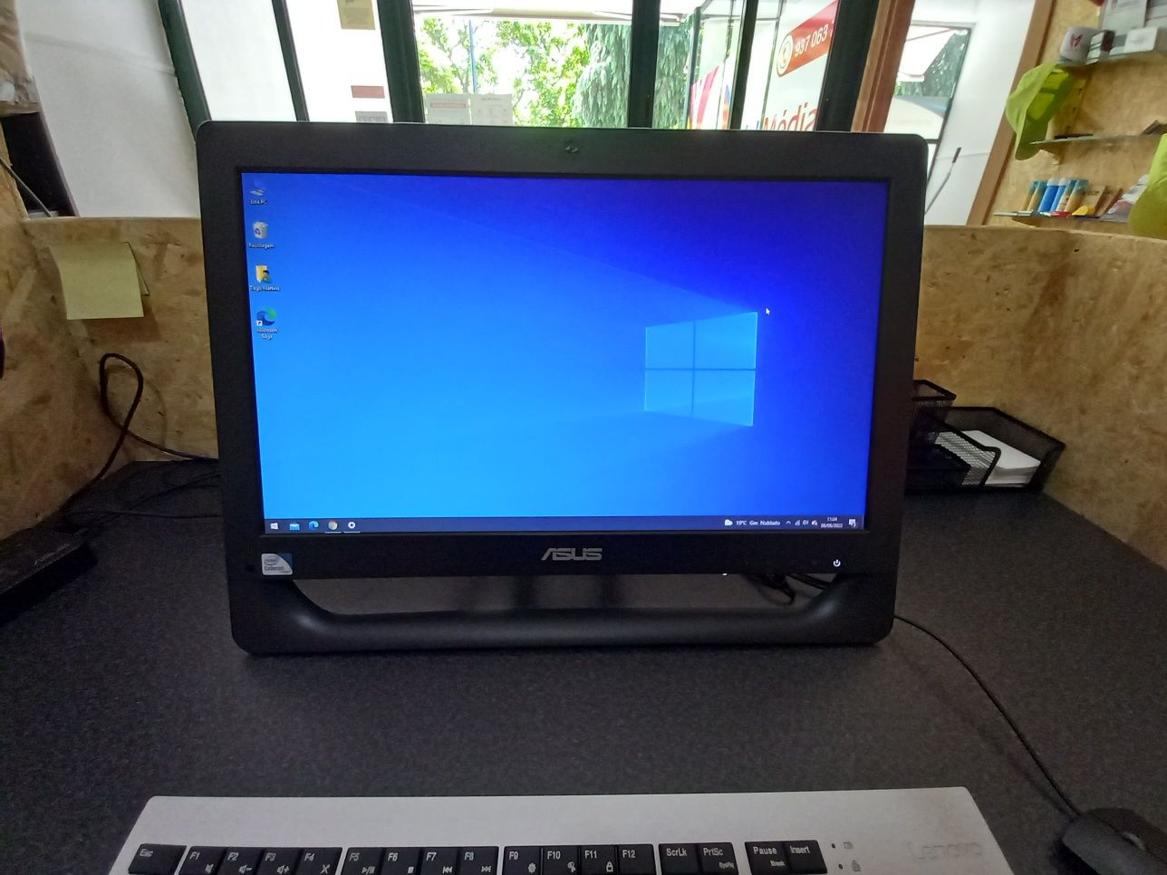 all-in-one hp windows 10