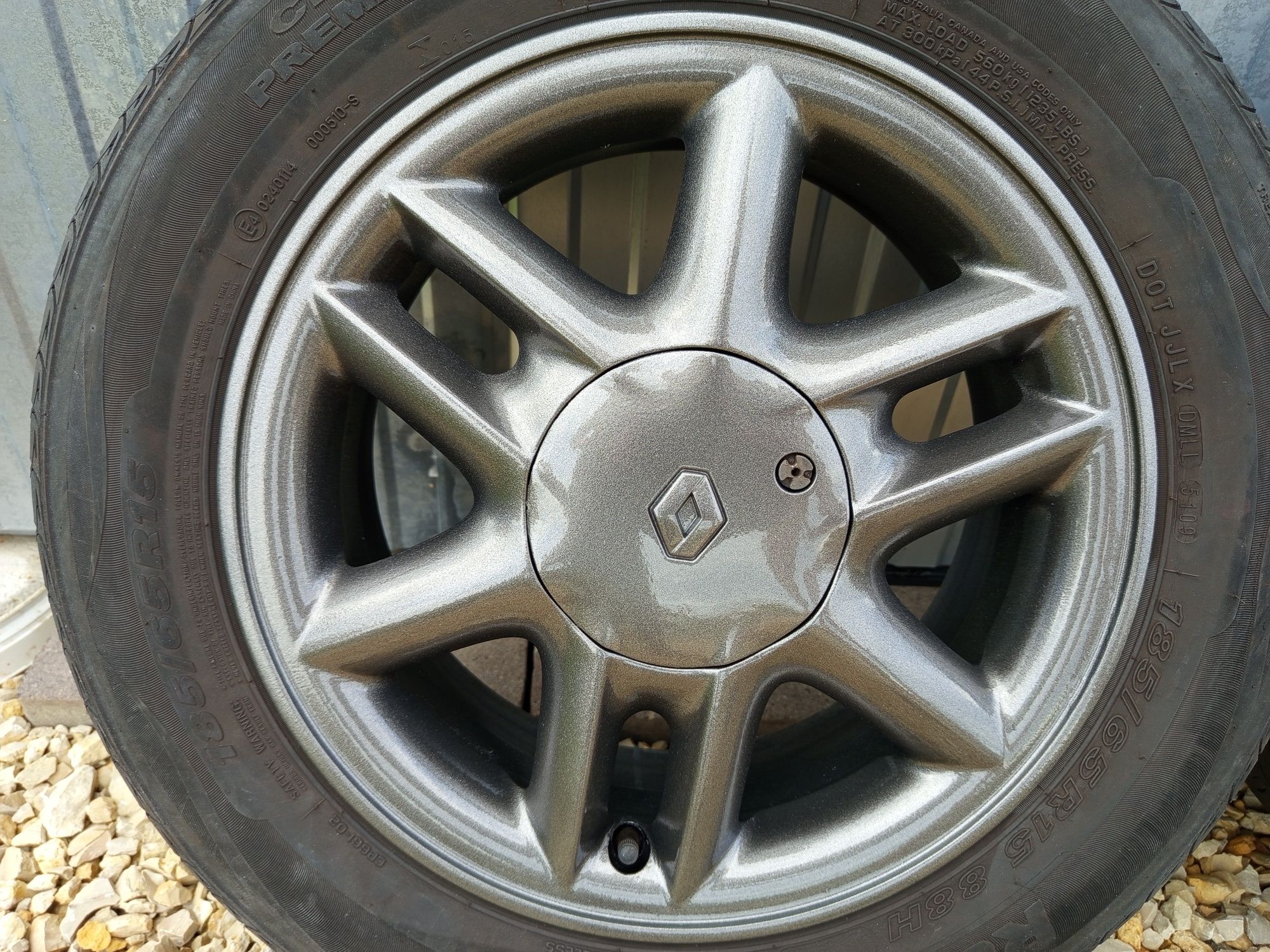 Felgi aluminiowe 15 renault Clio Megane dacia fiat opel toyota 4x100