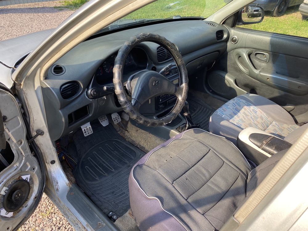 Hyundai Elantra 1.6 газ/бенз