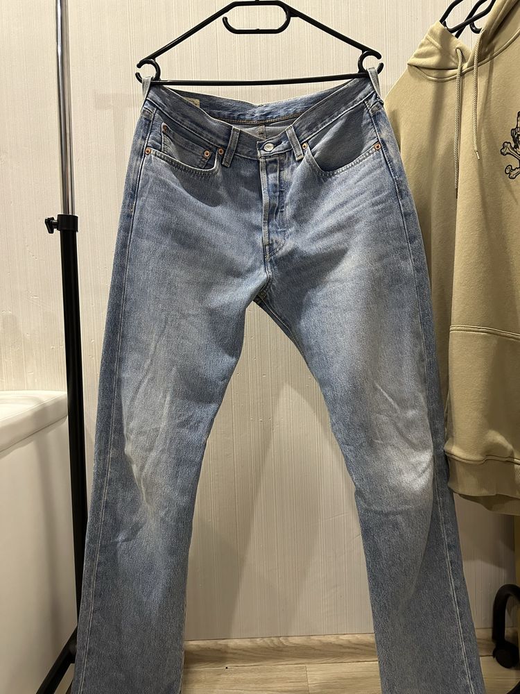 джинсы LEVIS 31/34