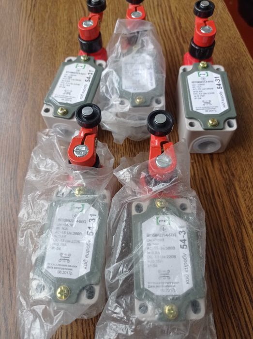 Выключатель путевой концевик ВП 15