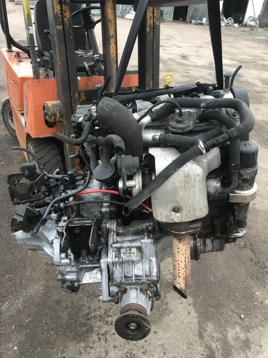 Мотор двигун Kia sportage Carens hyundai tucson 2.0 crd