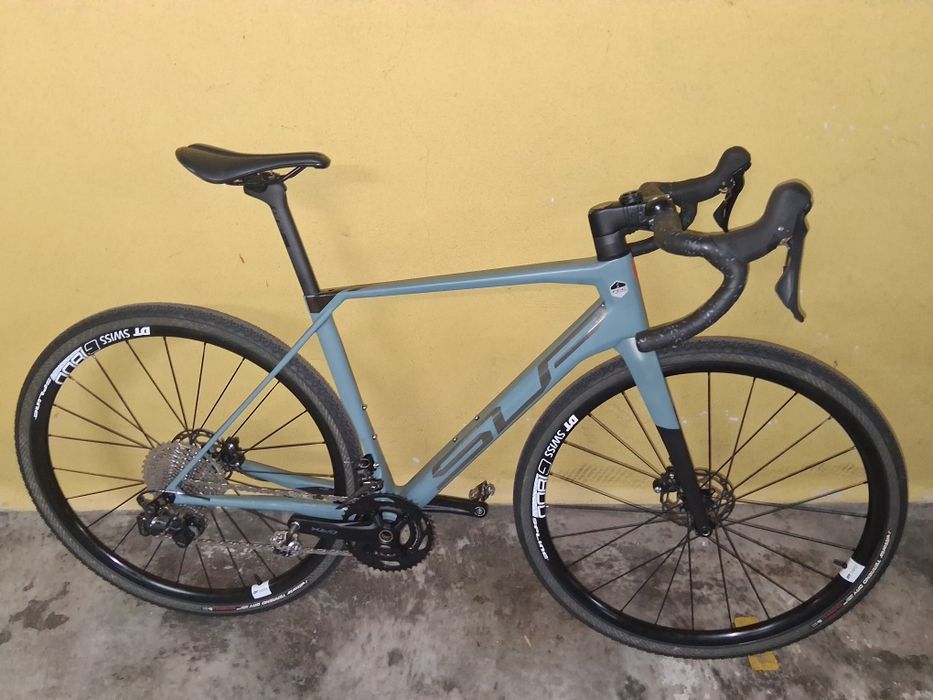 Bicicleta Gravel  superior X-road GR carbono