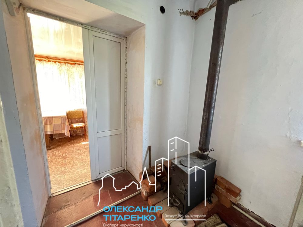 Продам будинок,Довжок в самому центрі!