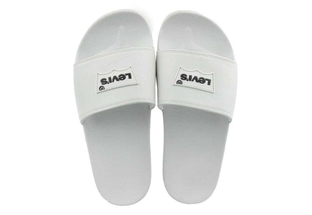 Klapki Levis June Batwing Patch S rozm 41