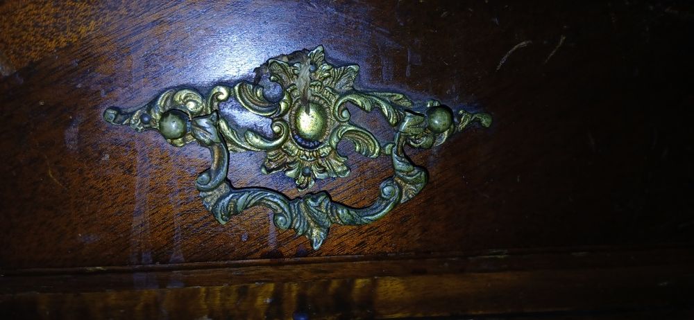 Cómoda Madeira Antiga