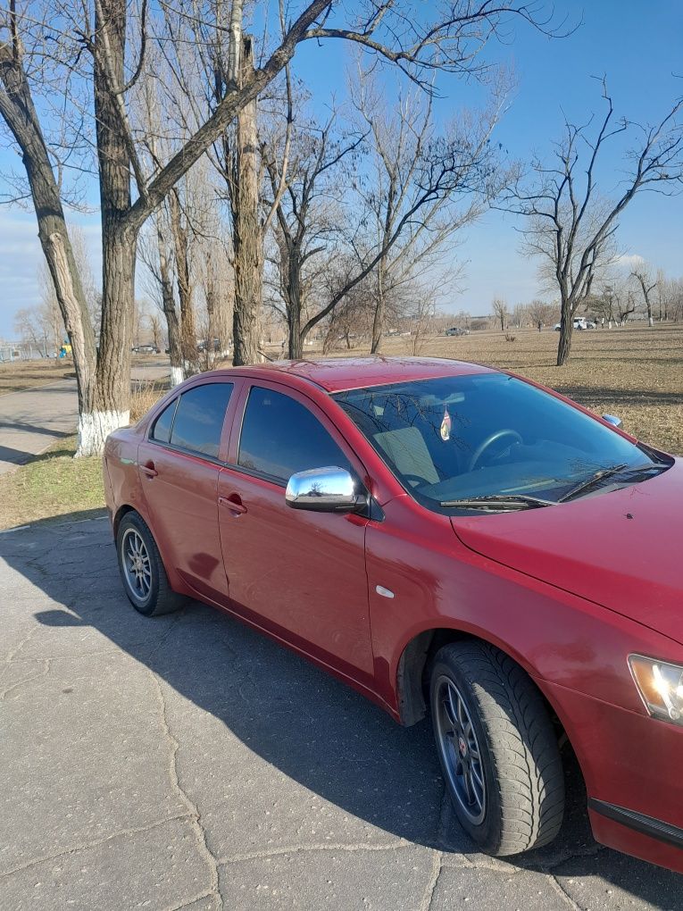 MITSUBISHI lancer X  в хорошому стані,  6200