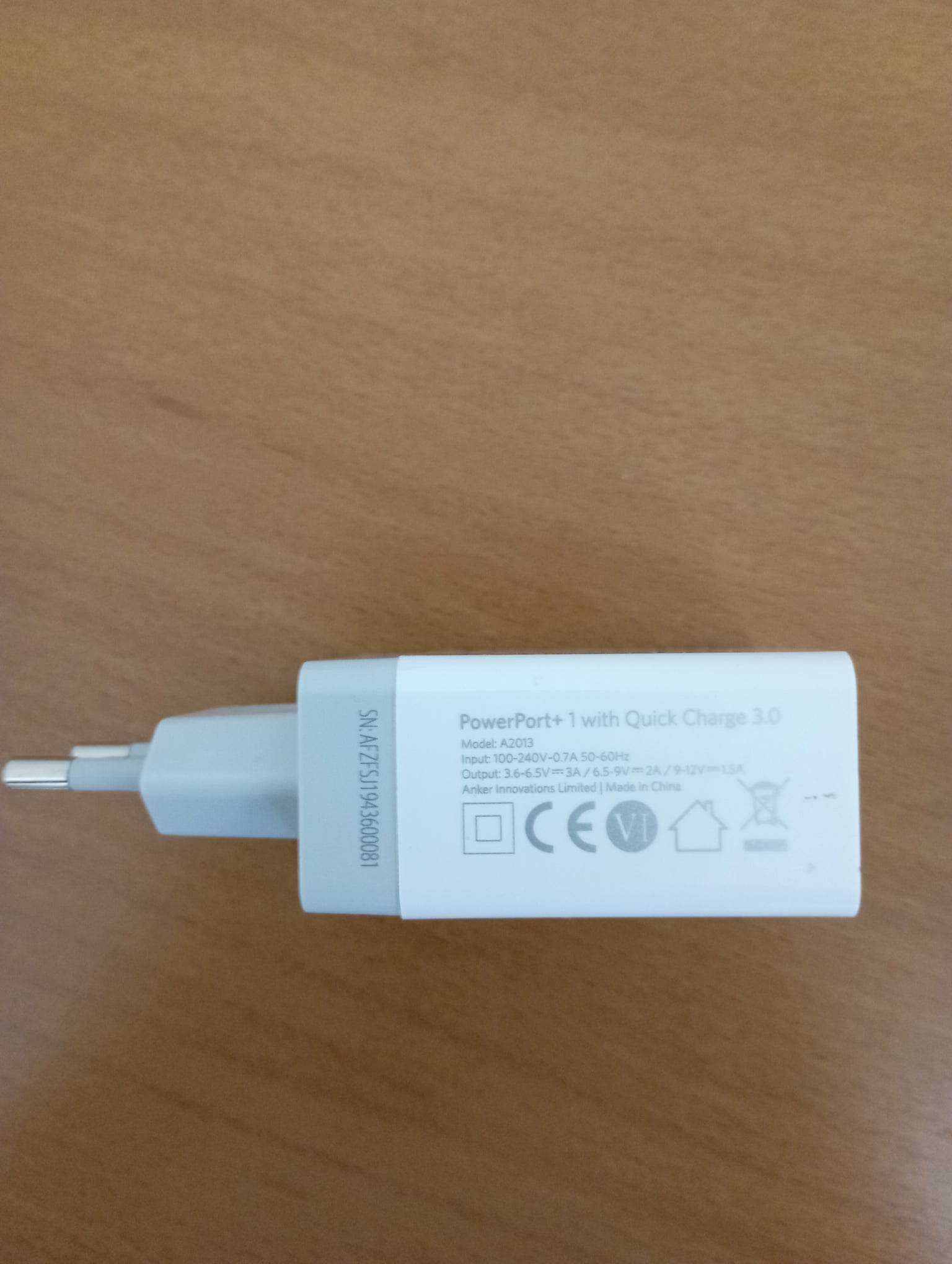 Base de Carregamento por Indução + Adaptador/Carregador Parede USB