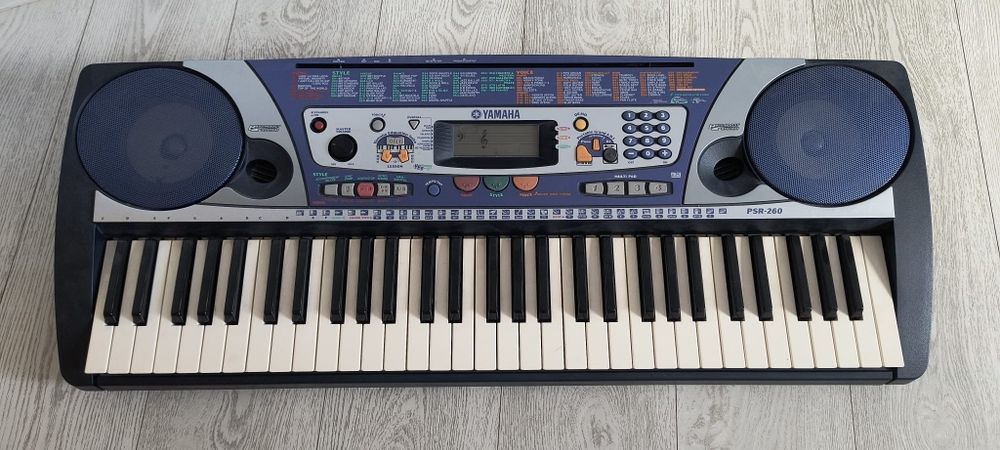 Keyboard pianino Yamaha PSR 260