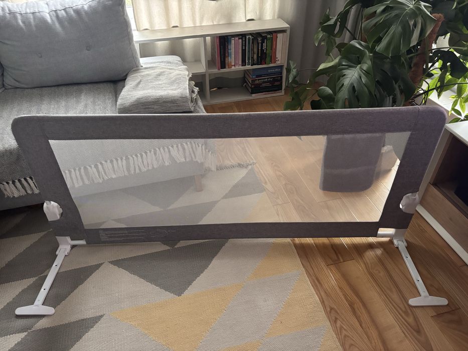 Barierka ochronna do łóżka