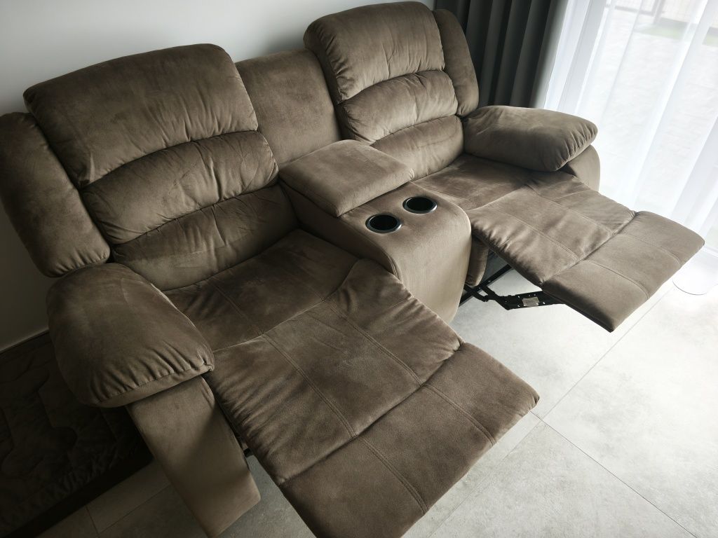 Dwuosobowa sofa z funkcją relaks