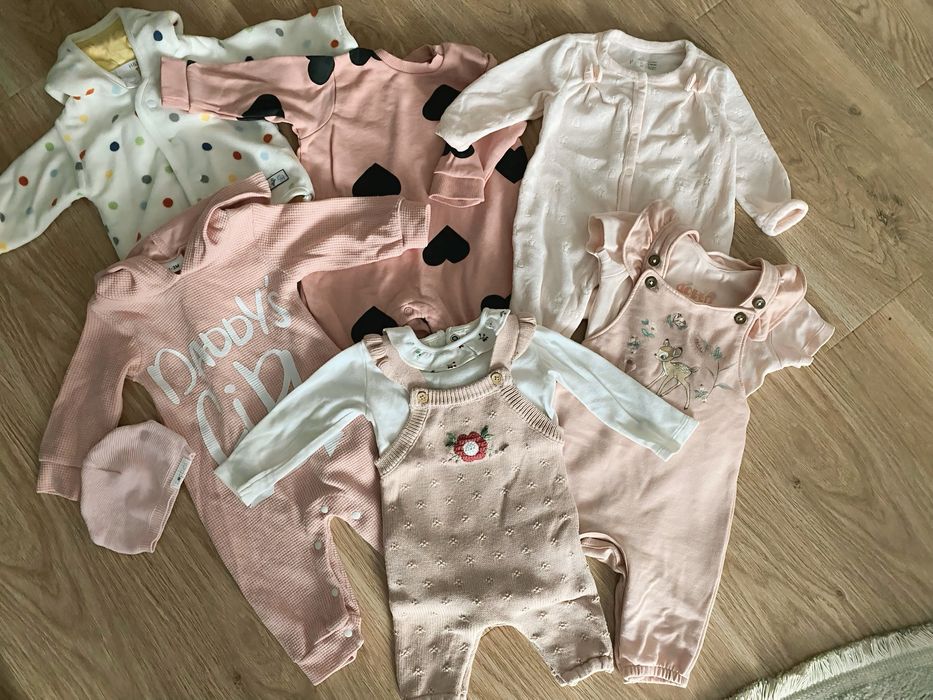 Лот одягу на дівчинку 56-62