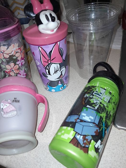 Zestaw kubków, bidonòw za grosze + gratis za darmo