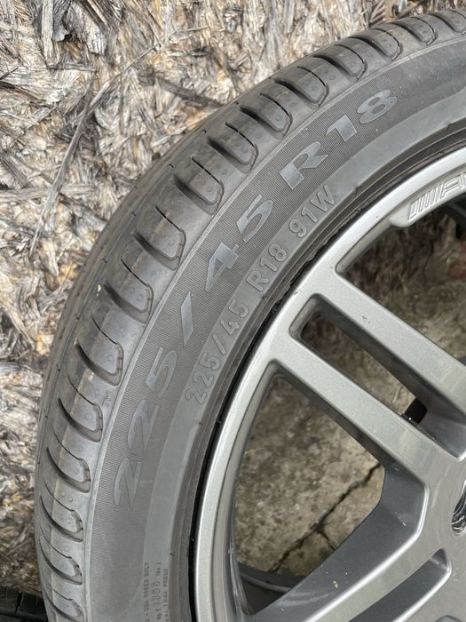 Felgi z oponami koła Mercedes AMG oryginalne 18”