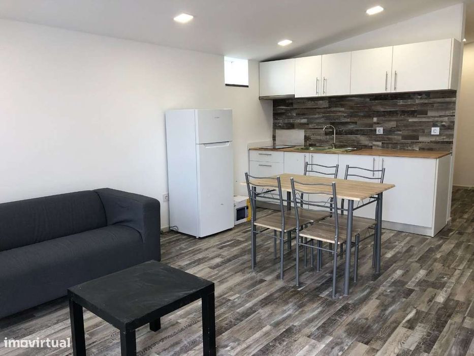 Apartamento T.0 - Mobilado Junto aos Parceiros em Leiria