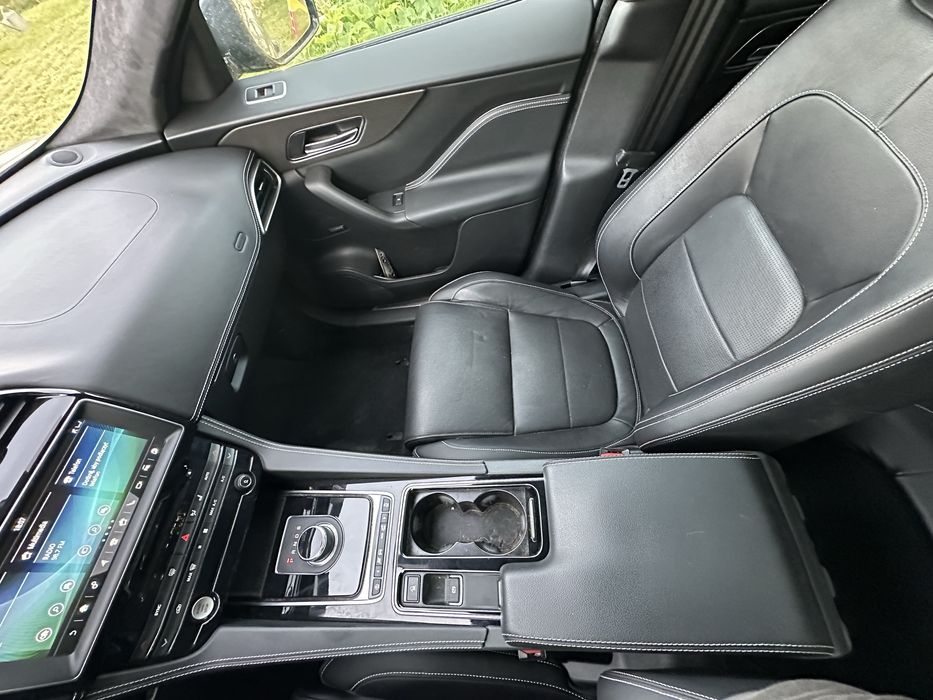 Jaguar F-Pace S 3.0 SC 380 KM